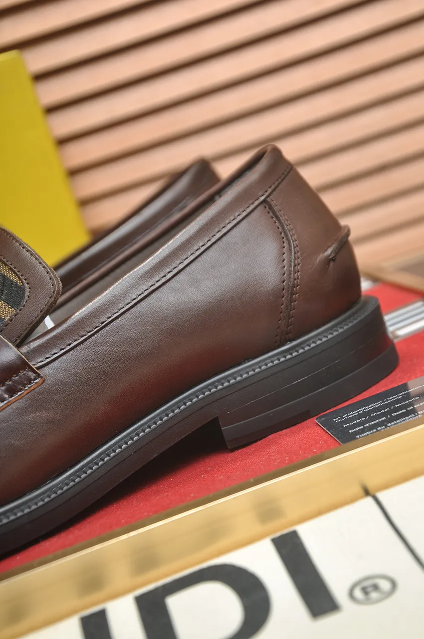Men's shoes 💰500💶 [FENDI] The latest high-end men's shoes in Hong Kong! Original quality. The upper is made of imported cowhide material and cowhide lining! Super comfortable on the foot, original wear-resistant outsole, luxurious, fashionable, casual and versatile! Size: 38-45 (45 customized)